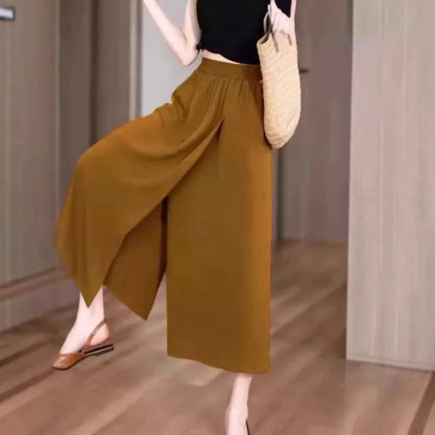 スリット入りスカート風パンツ